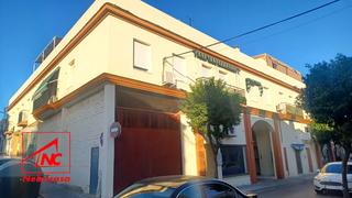 Appartement à Cuervo de Sevilla (El). Amplio piso en primera planta de 107 m con garaje, patio y excel