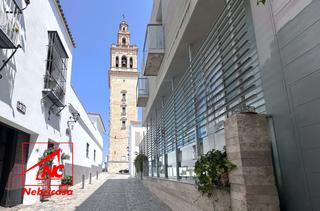 Etagenwohnung in Lebrija. Piso en planta baja reformado en el centro.si estás buscando un