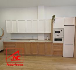 Locale commerciale in Costa Ballena Golf. Local comercialse encuentra en primera planta en el centro comer