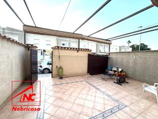 House in Lebrija. Tu nuevo hogar te espera en los tollos! descubre esta magnífica