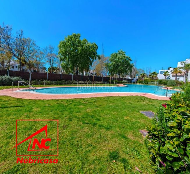 Foto cde5719e-2663-44b6-9705-fc2bd6ae52d7. Àtic amb aparcament piscina a Las Tres Piedras - Costa Ballena Chipiona