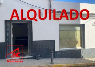 Rent Business premise in Cabezas de San Juan (Las). Alquiler local comercial en pleno centro. local comercial con 1