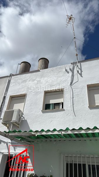 Foto cd9e05ef-97e0-4b1a-b2e6-a8a1462653c7. House in Cabezas de San Juan (Las)
