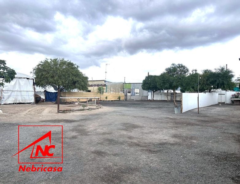 Foto c257aa73-cd32-4d93-8187-21702b6cca29. Masia amb aparcament piscina a Lebrija
