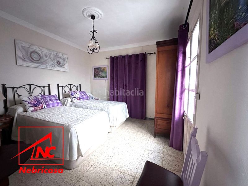 Foto 17186a88-743f-4088-8896-cca70abea2a6. Casa amb aparcament a Lebrija