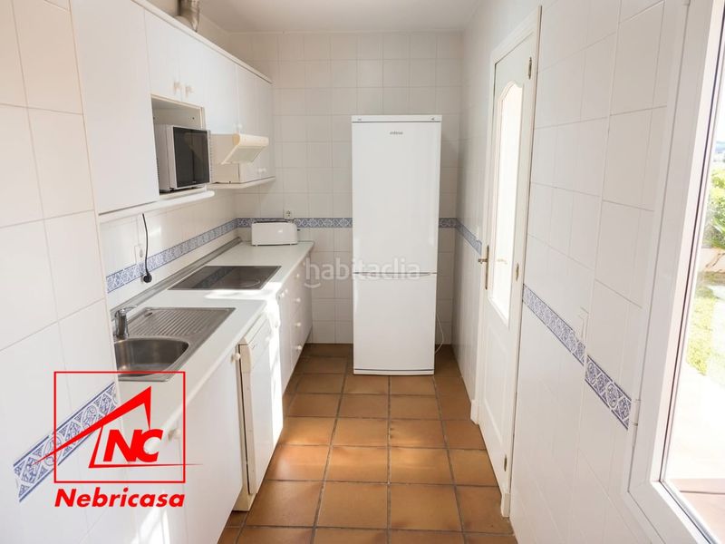 Foto 54b6c98c-45a4-4f4a-ae00-bf2aeba13f2f. Pis amb aparcament piscina a Costa Ballena Golf Rota