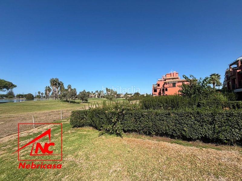 Foto a31a974a-8aba-46d6-8ddc-d05ddd0703f8. Pis amb aparcament piscina a Costa Ballena Golf Rota