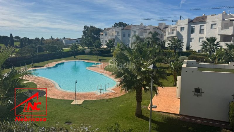 Foto dca20de5-d520-4dec-9bea-194ebb0602aa. Pis amb aparcament piscina a Las Tres Piedras - Costa Ballena Chipiona