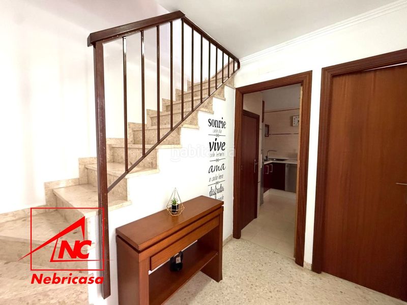Foto 772be214-4030-45a3-824b-866a68a5a609. Casa amb aparcament a Lebrija