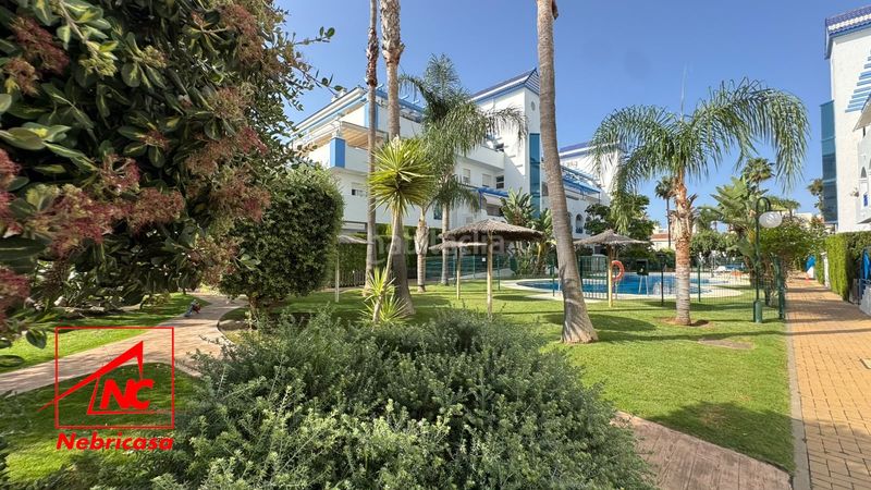 Foto adb022a4-a109-4330-8824-7fba79aa6009. Pis amb aparcament piscina a Costa Ballena - Largo norte Rota