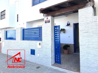 House in Lebrija. Amplia unifamiliar con cocheraamplia vivienda unifamiliar de 125