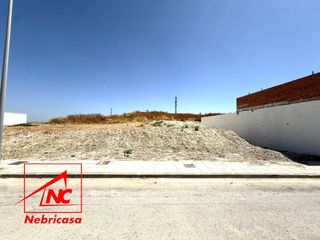 Terreno residencial en Lebrija. Solar urbano en venta en zona las carrascosasse ofrece solar urb