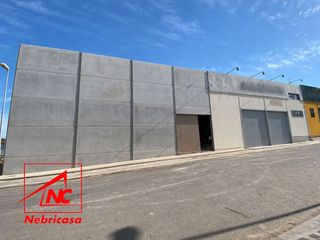Bâtiment à usage industriel à Cabezas de San Juan (Las). Oportunidad de inversión nave industrial  de 970 m en las cabeza