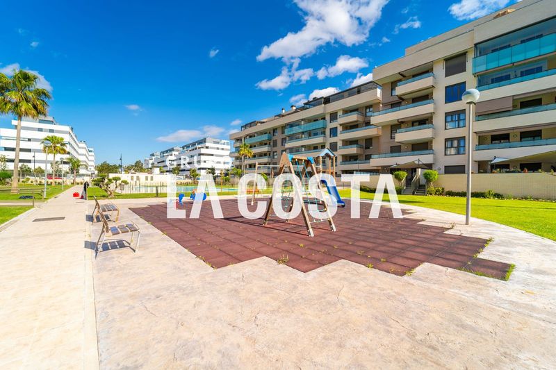 Foto bca228b0-151a-4bfa-9259-454a7749bb67. Ático en Los Álamos Torremolinos
