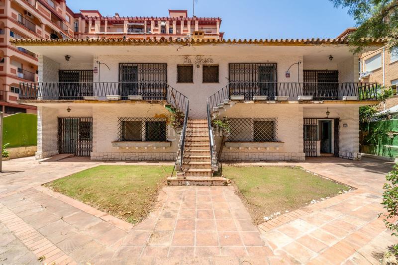 Foto 01870bd9-af1f-45a2-9d8d-a0b3ce350cf6. Xalet a Playa de los Boliches Fuengirola