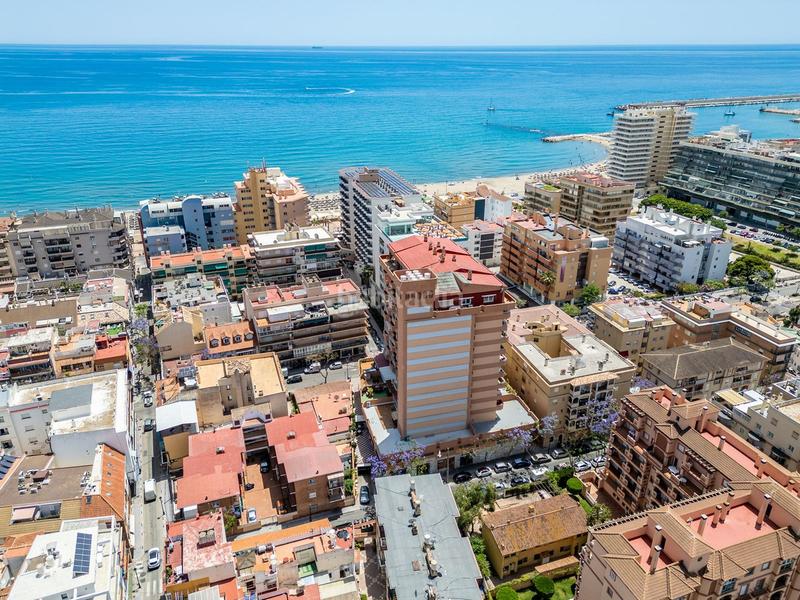 Foto 2b07cedc-bf99-4fad-91b2-6d8e1ed45ec8. Xalet a Playa de los Boliches Fuengirola