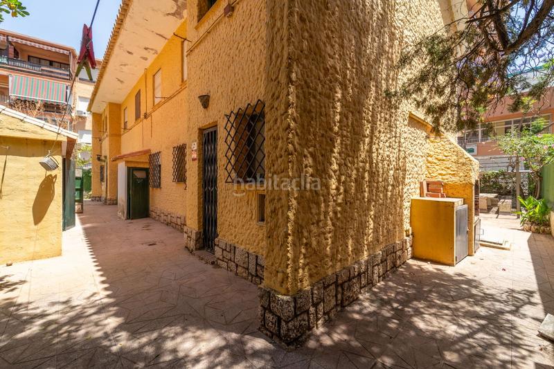 Foto d56aae4c-e7d4-4509-915b-06fdde5e213e. Xalet a Playa de los Boliches Fuengirola