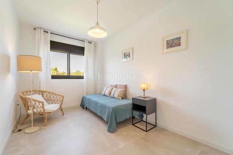 Foto 75d305fd-4bbc-41a8-811b-70bdbc942044. Rent apartment with parking pool in Los Álamos Torremolinos