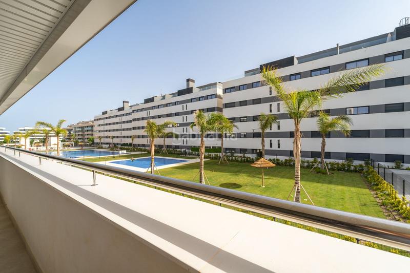 Foto 1ad270de-9142-4704-81ce-a897df0e0212. Location appartement avec parking piscine dans Los Álamos Torremolinos