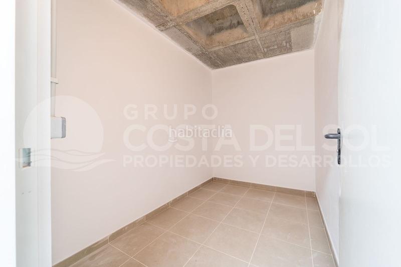 Foto 7772e196-761f-4d35-a494-76a14d3bf97d. Location appartement avec parking piscine dans Los Álamos Torremolinos