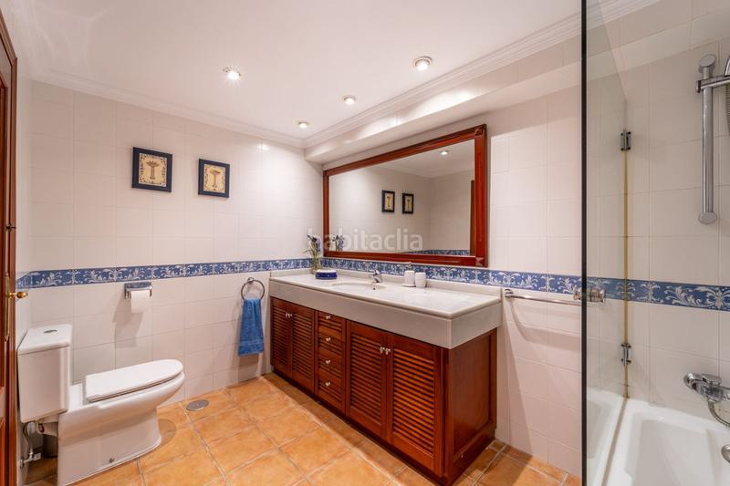 Foto 3fdca1a5-da3f-4b6c-ad2e-1325e1d40ff6. Rent ground floor with pool in Playamar - Benyamina Torremolinos