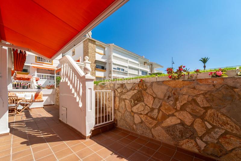 Foto bc991ba0-39e5-4070-a78a-1cd5d73e82dc. Affitto piano terra con piscina in Playamar - Benyamina Torremolinos