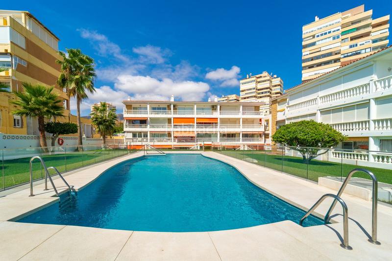 Foto d485cbad-1a69-4e3c-891a-7f5d7d4fa015. Affitto piano terra con piscina in Playamar - Benyamina Torremolinos