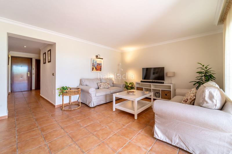 Foto 1412b4d8-9241-4435-a904-fc1630e391a0. Location rez-de-chaussée avec piscine dans Playamar - Benyamina Torremolinos