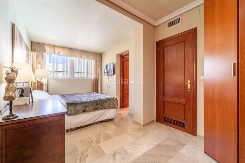 Foto 15474fc0-c154-4833-a8e3-70ce025bd076. Ático en Playamar - Benyamina Torremolinos