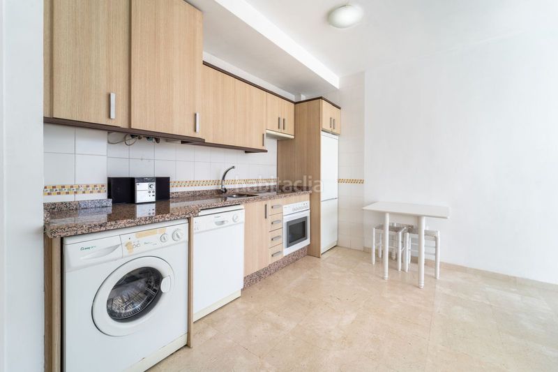Foto a613e1a7-e1e3-4a6c-b623-00bffdaeae86. Estudio en Solymar Benalmádena