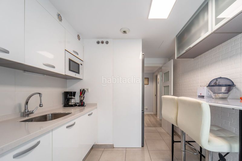 Foto 379947b4-d21f-4819-bfbb-f4258a588a73. Apartament amb aparcament piscina a El Pinillo Torremolinos