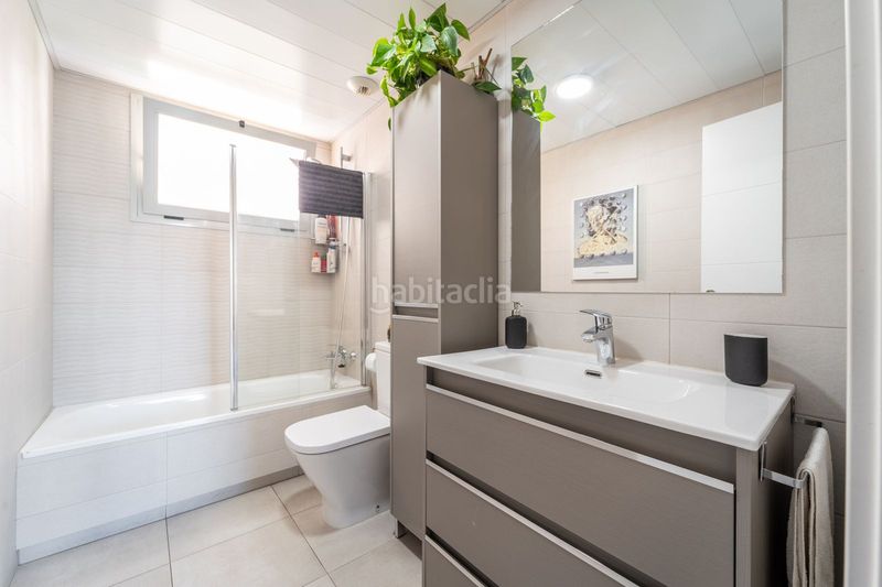 Foto e89b0752-2e8a-492e-9b8e-43302f3687a1. Apartament amb aparcament piscina a El Pinillo Torremolinos