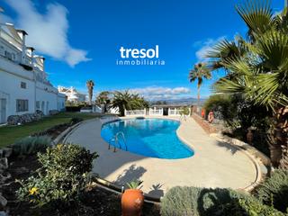 Maison jumelée  Calle pedro de mena. Gran chalet adosado en urb. con piscina en el lagar. alhaurin de