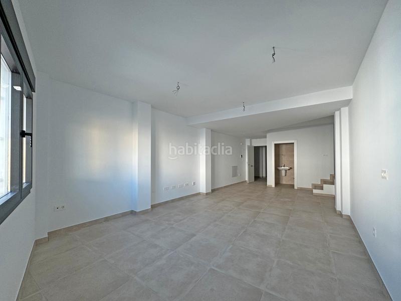 Foto 178e4eb0-f836-4ad7-b3f2-76a0731483b1. Locale commerciale con riscaldamento in Jardines de Alhaurín-Huerta Alta-Fuensanguínea Alhaurín de la Torre