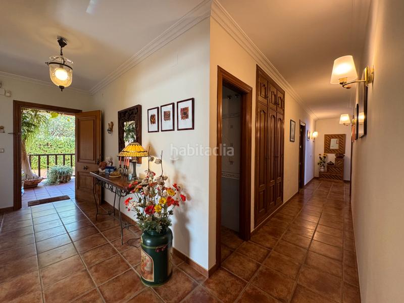 Foto 489cab42-edbc-498b-ab30-6f08339eecf4. Xalet amb xemeneia calefacció aparcament piscina a Alhaurín de la Torre