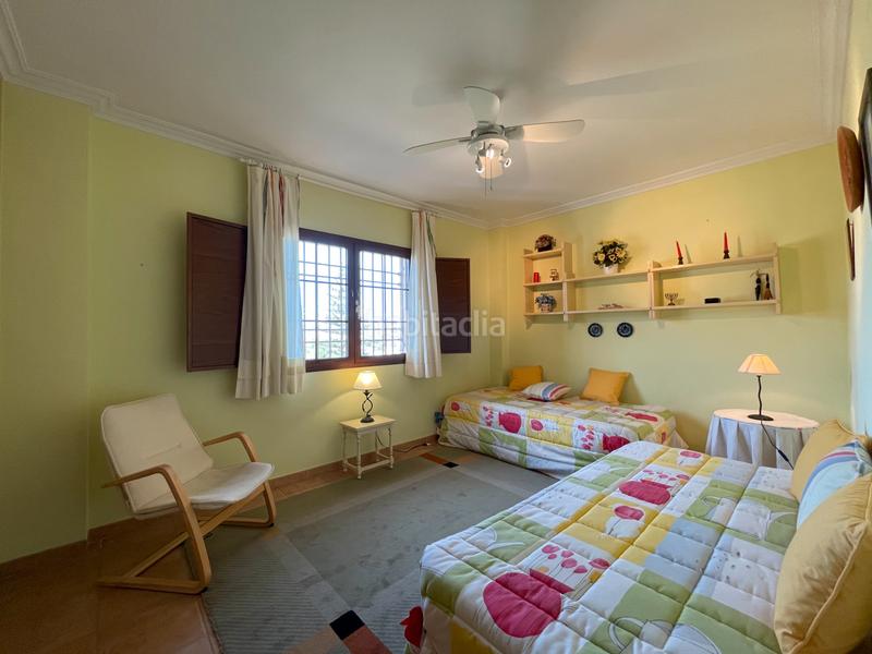 Foto 56279f6d-485e-4a7e-92ab-5fe05678e083. Xalet amb xemeneia calefacció aparcament piscina a Alhaurín de la Torre