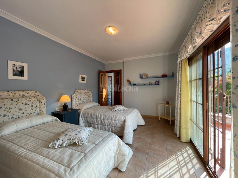 Foto 6f300156-bebe-4cba-b34f-3a94222c5049. Xalet amb xemeneia calefacció aparcament piscina a Alhaurín de la Torre