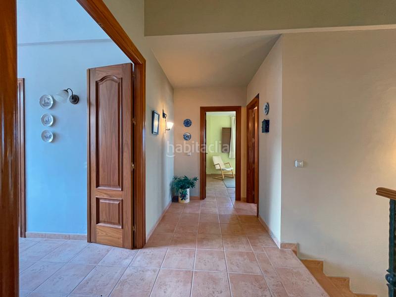 Foto 8af00a5a-4fab-438f-8ede-473cdd74b605. Xalet amb xemeneia calefacció aparcament piscina a Alhaurín de la Torre