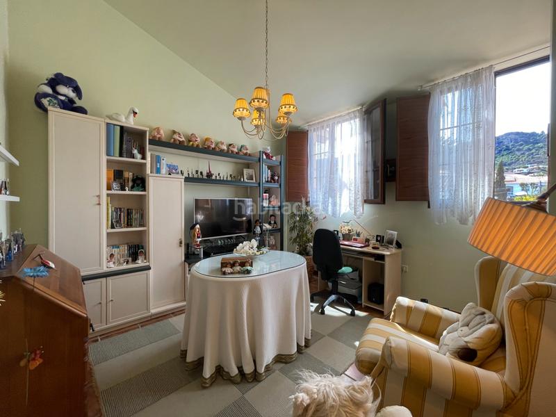 Foto c8332e06-3eee-4d31-b9cf-df436b8abc31. Xalet amb xemeneia calefacció aparcament piscina a Alhaurín de la Torre