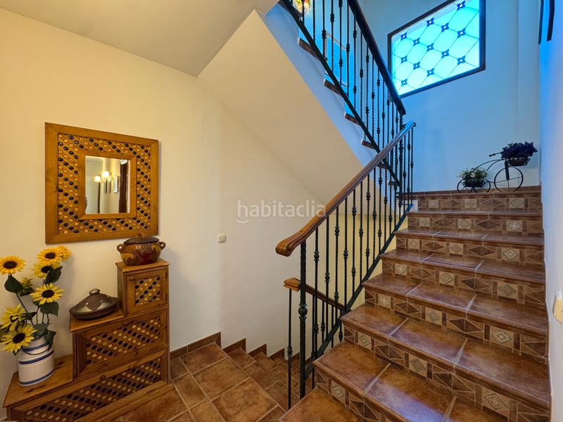 Foto e612e60b-8428-4ccd-8021-2710ea7eab57. Xalet amb xemeneia calefacció aparcament piscina a Alhaurín de la Torre