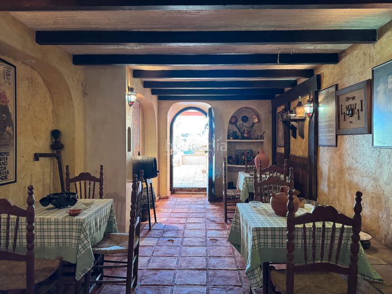 Foto 4d482606-83cd-4335-b437-c2fc78f4de6c. Chalet with fireplace heating parking pool in Manantiales - Lagar - Cortijo Alhaurín de la Torre