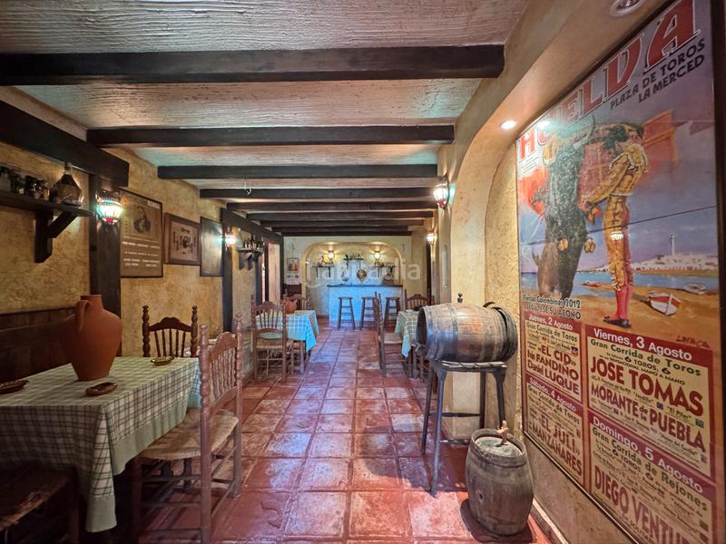 Foto f5c0b7f4-ab21-4e47-b4e1-aaf762c10b61. Chalet with fireplace heating parking pool in Manantiales - Lagar - Cortijo Alhaurín de la Torre