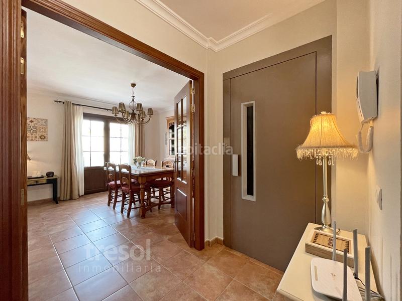 Foto 12b9fd71-0fa5-4847-a3bf-46b6881e4567. Chalet avec cheminée chauffage dans Centro Alhaurín de la Torre