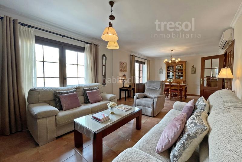 Foto 20504ae3-6e4f-4e11-ace7-c8099927e7d9. Chalet avec cheminée chauffage dans Centro Alhaurín de la Torre