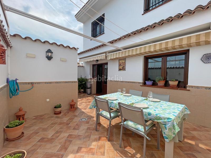 Foto 3ab5e328-b7ac-4453-977b-32de980d7ead. Chalet avec cheminée chauffage dans Centro Alhaurín de la Torre