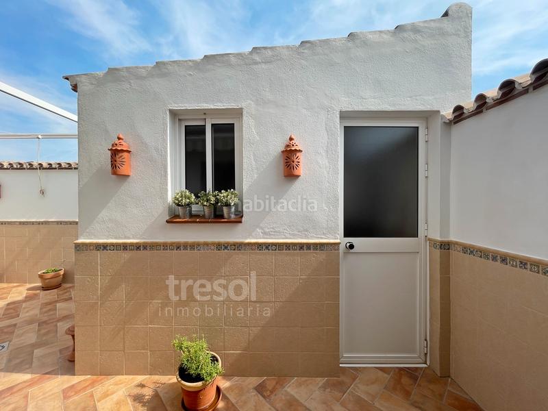 Foto 488431d3-c32d-4d2e-bdd8-5493ee20d7b5. Chalet avec cheminée chauffage dans Centro Alhaurín de la Torre