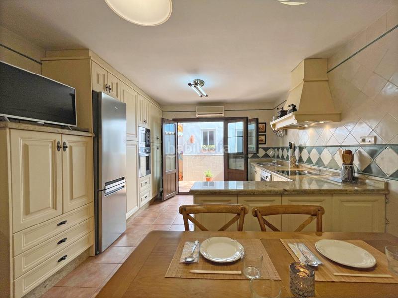 Foto 9747b475-2ad6-4a18-b568-d4ef966576d5. Chalet avec cheminée chauffage dans Centro Alhaurín de la Torre