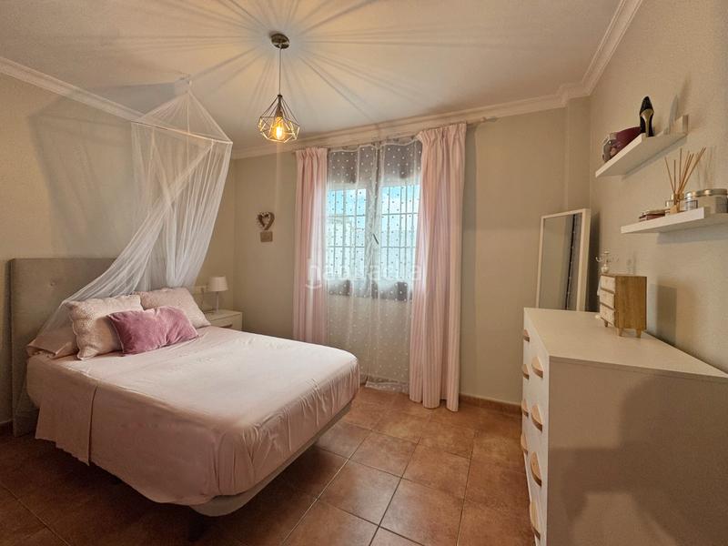 Foto abf1e190-f075-4183-ad70-a025ad6c1c22. Chalet avec cheminée chauffage dans Centro Alhaurín de la Torre