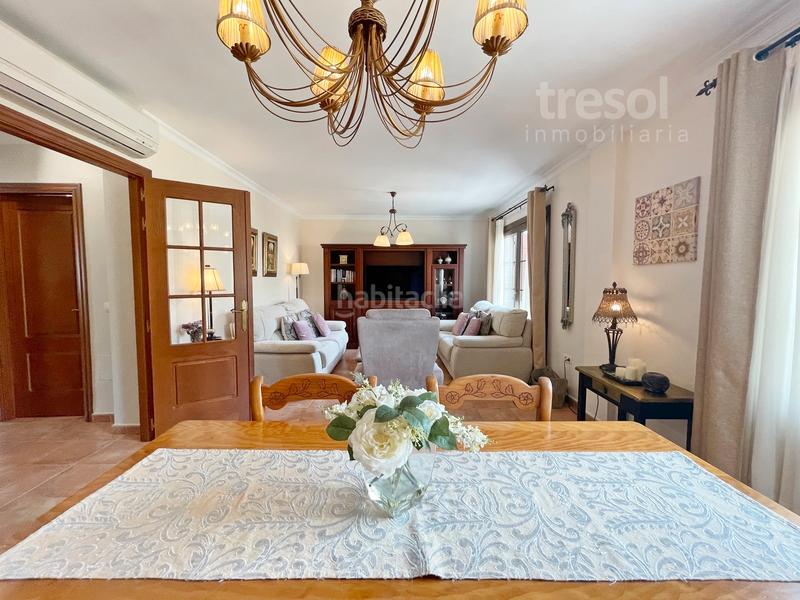 Foto c03e2da9-2a1c-40e9-8999-16258fedbf03. Chalet avec cheminée chauffage dans Centro Alhaurín de la Torre