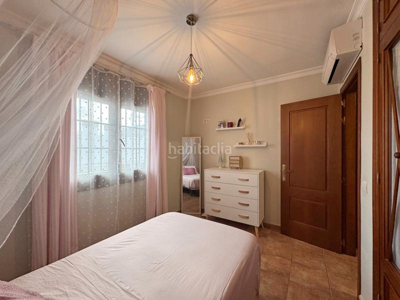 Foto f87f78bb-7855-4867-a5da-da8425180e10. Chalet avec cheminée chauffage dans Centro Alhaurín de la Torre